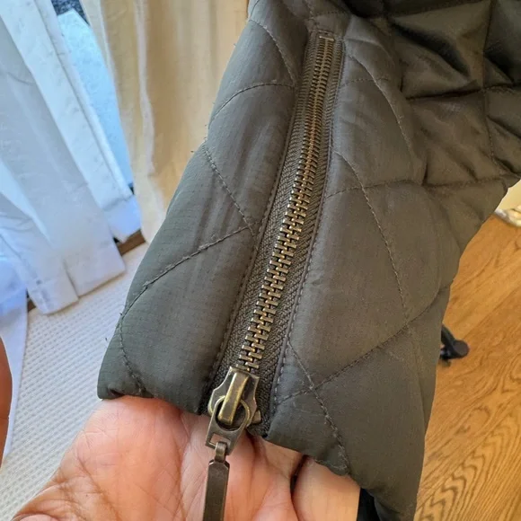 Marie Oliver Olive-colored Quilted Puffer Jacket with Peplum - Size 1 (Large/XL) - Picture 8 of 15